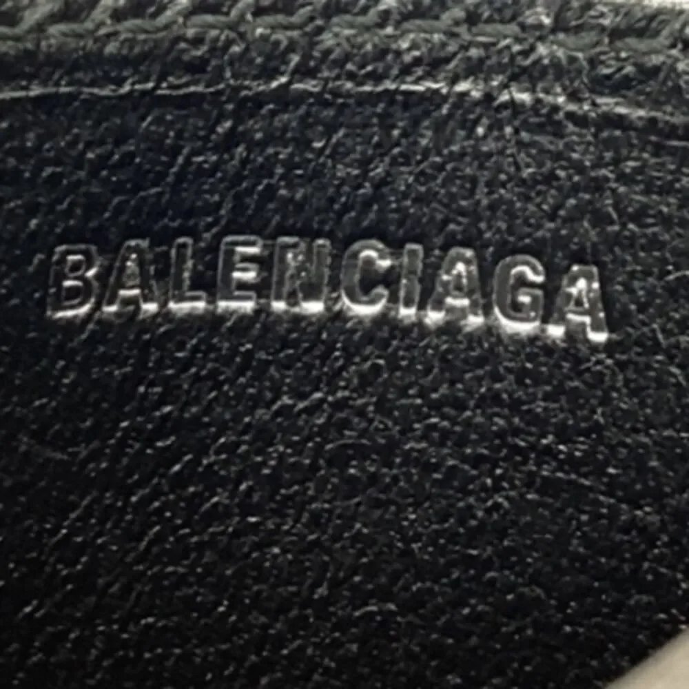 Balenciaga delivery duty